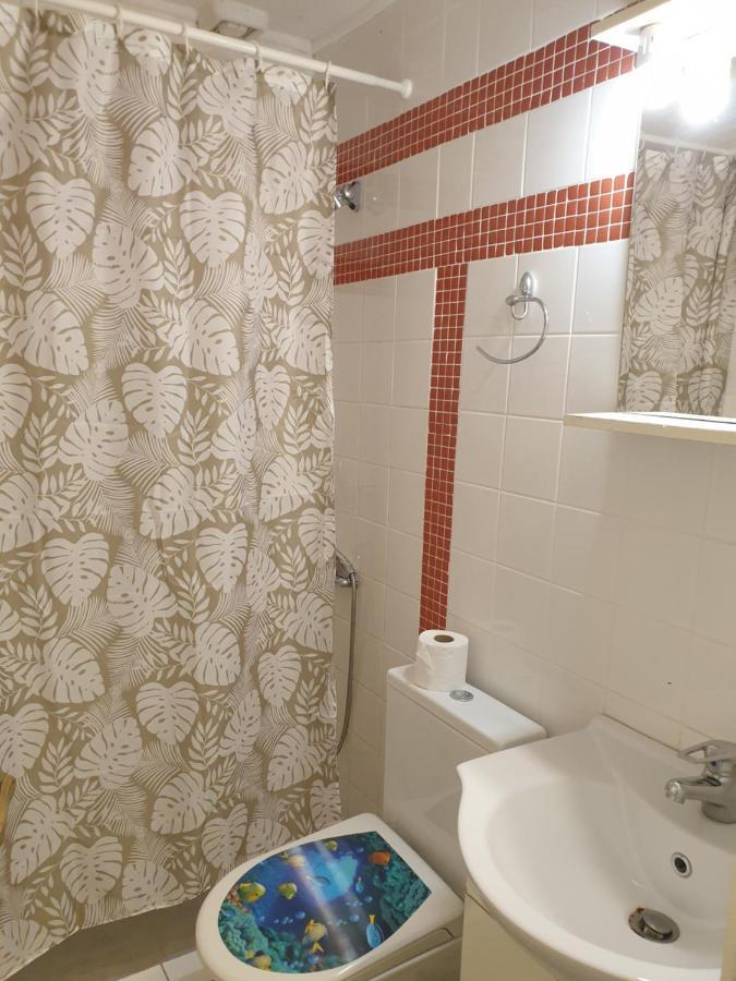 Varkiza Cozy Seaside Apartment Vari  Exterior photo